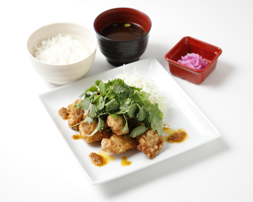 トムヤムクンからあげ⤴定食