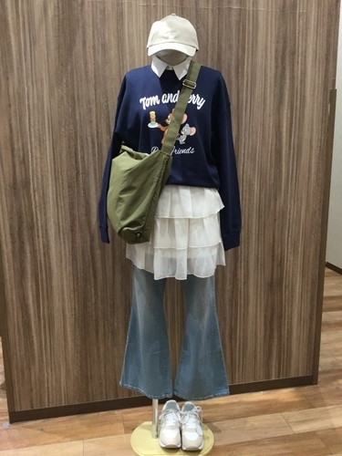 大人カジュアルコーデ